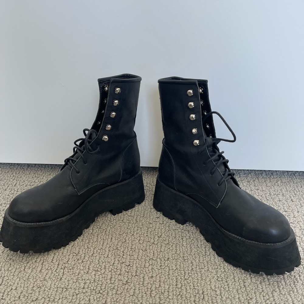 Worn once, brand new